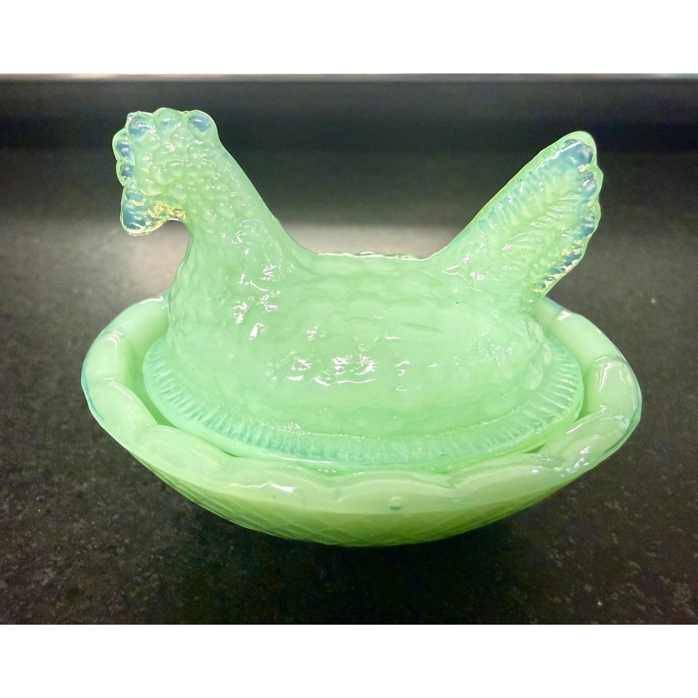 Vintage Mini Green Milk Glass Hen on Nest Covered Dish Trinket Salt Cellar